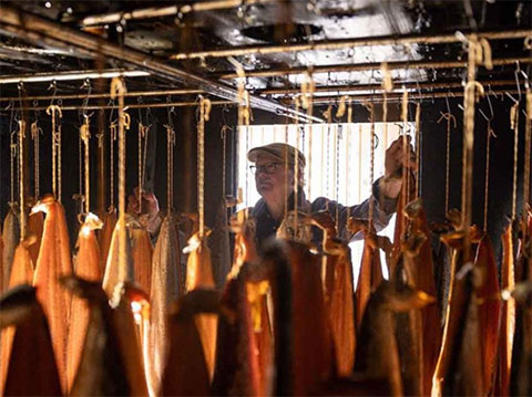 smokehouse_480.jpg